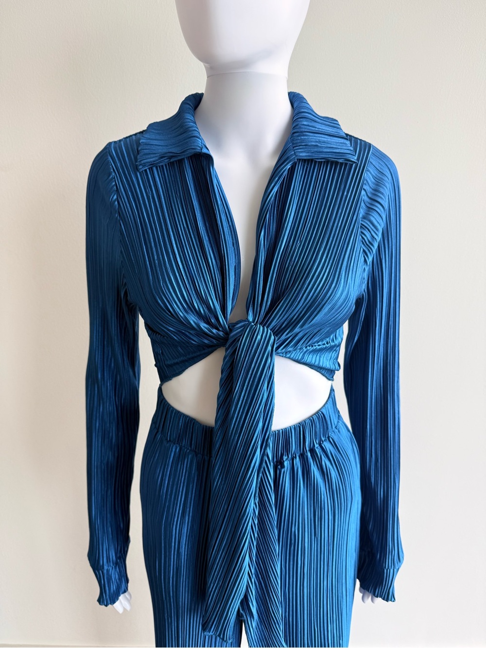 Lilly’s Kloset Plisse Tie-Front Cropped Blouse With Pants Set in Royal Blue - Picture 3 of 7